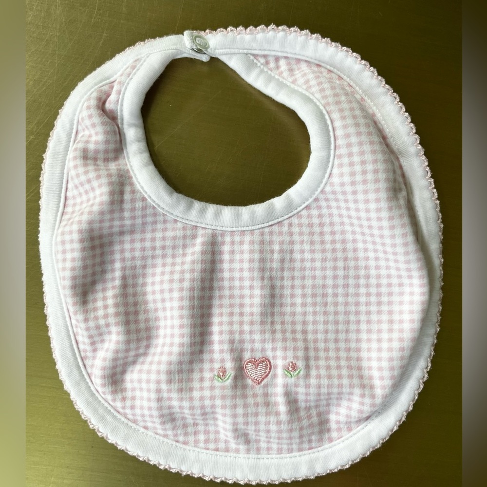 Kissy Kissy bib